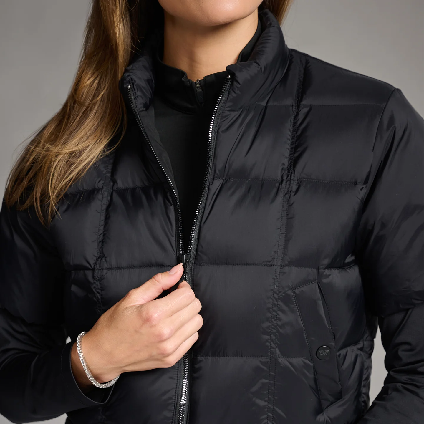 Women's Ribbed Waist Short Sleeve Puffer Jacket - Image 4